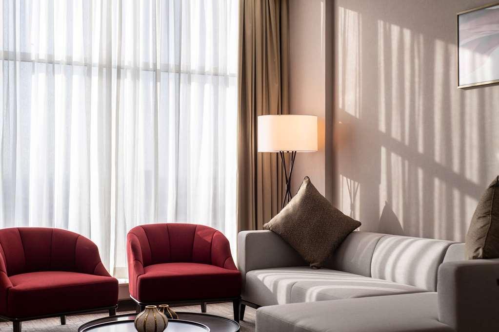 Ramada By Wyndham Riyadh King Fahd Road Zimmer foto