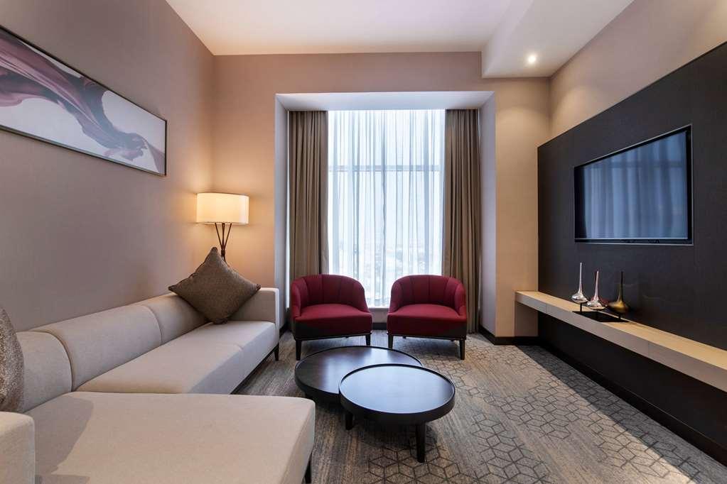 Ramada By Wyndham Riyadh King Fahd Road Zimmer foto