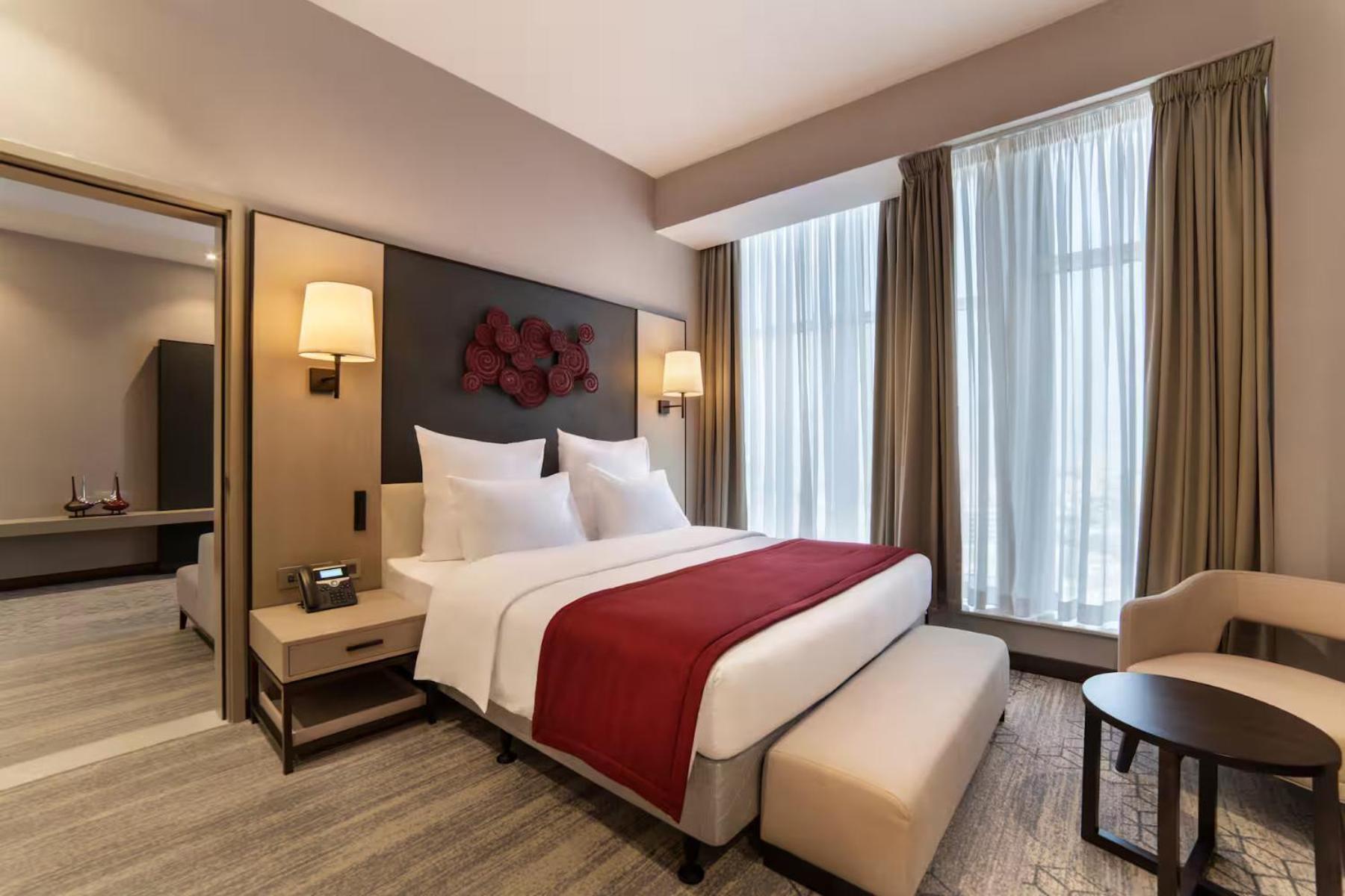 Ramada By Wyndham Riyadh King Fahd Road Exterior foto